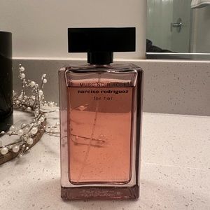 Musc Noir Rose by Narcisco Rodriguez perfume